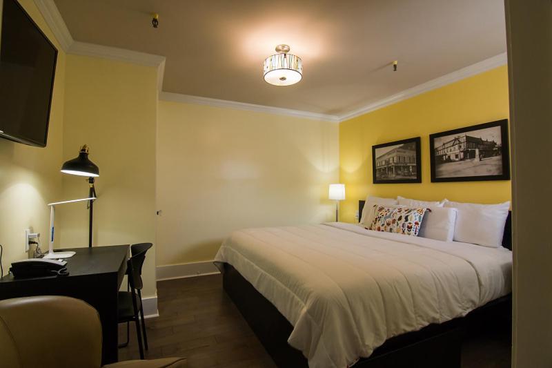 The Sherman Inn Batesville Esterno foto