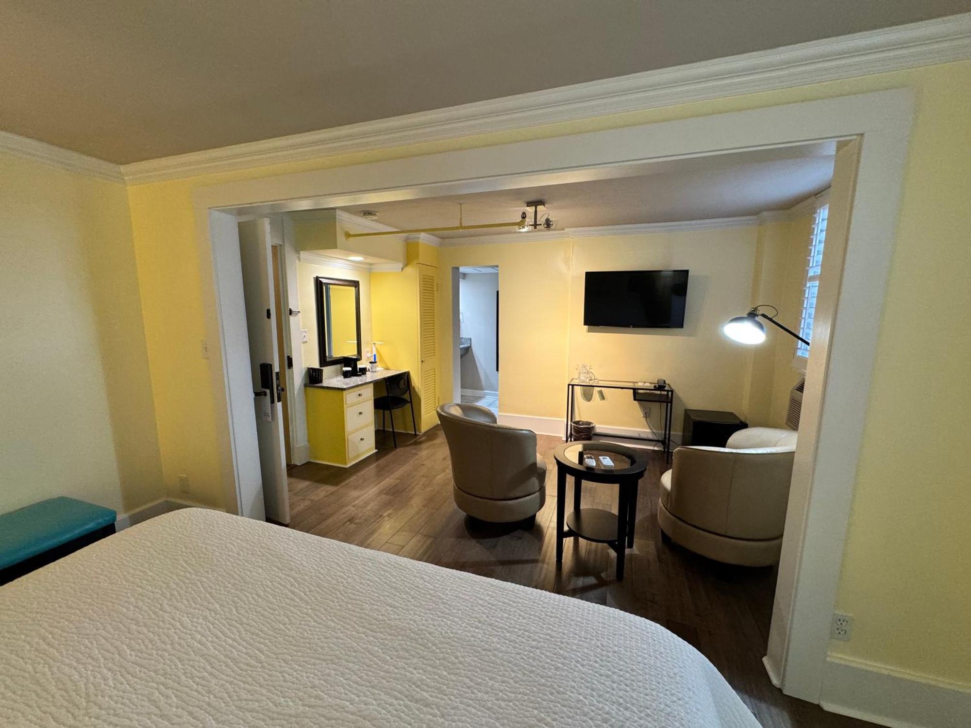 The Sherman Inn Batesville Esterno foto