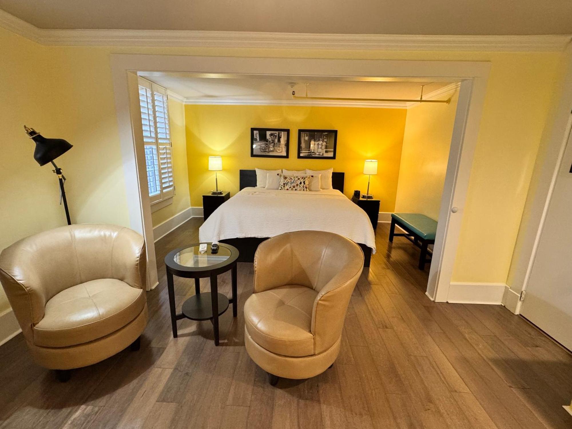 The Sherman Inn Batesville Esterno foto