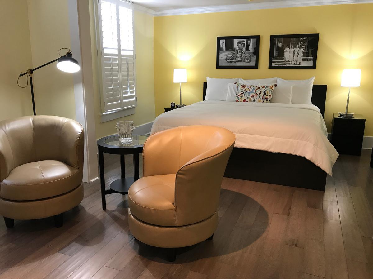 The Sherman Inn Batesville Esterno foto