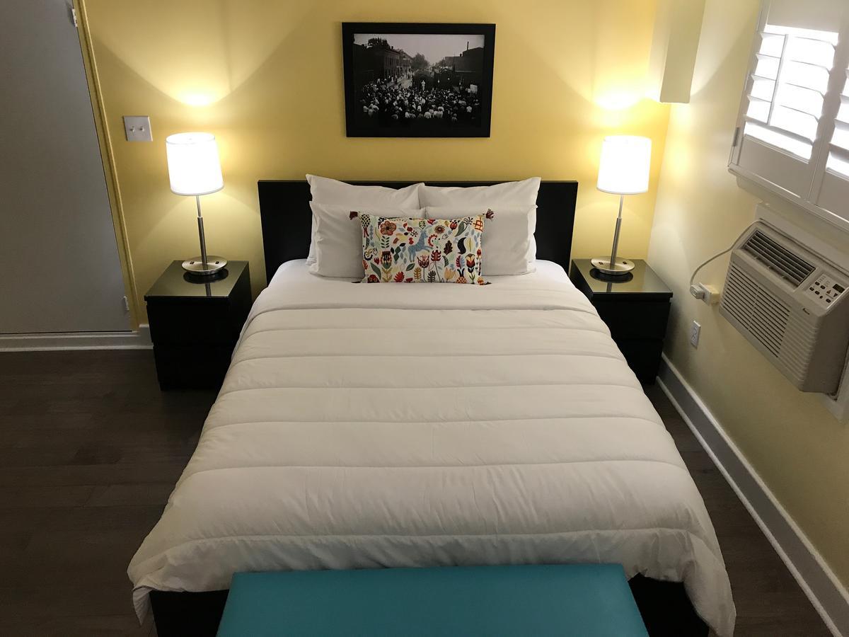 The Sherman Inn Batesville Esterno foto